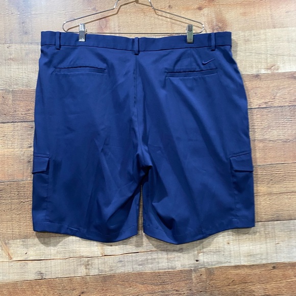 Nike Golf Dri Fit Navy Blue Bermuda Shorts Size 42 - Picture 3 of 5